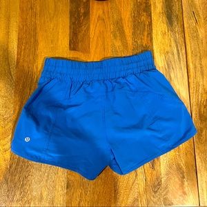 Lululemon Tracker Low-Rise Lined Short 4”